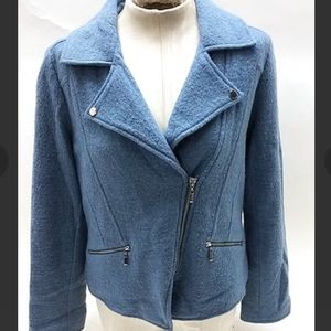 CLEARANCE /Make an offer! Chico's Blazer Sz 1 (Medium)